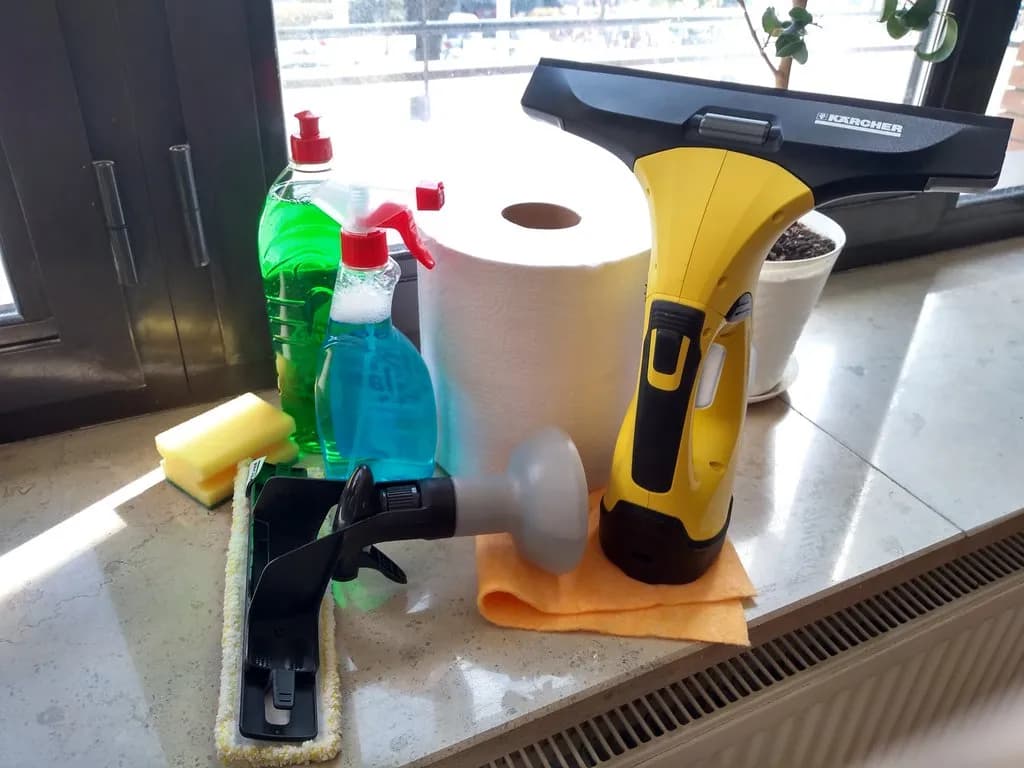 Jak myć okna Karcherem, aby uniknąć smug i cieszyć się czystością